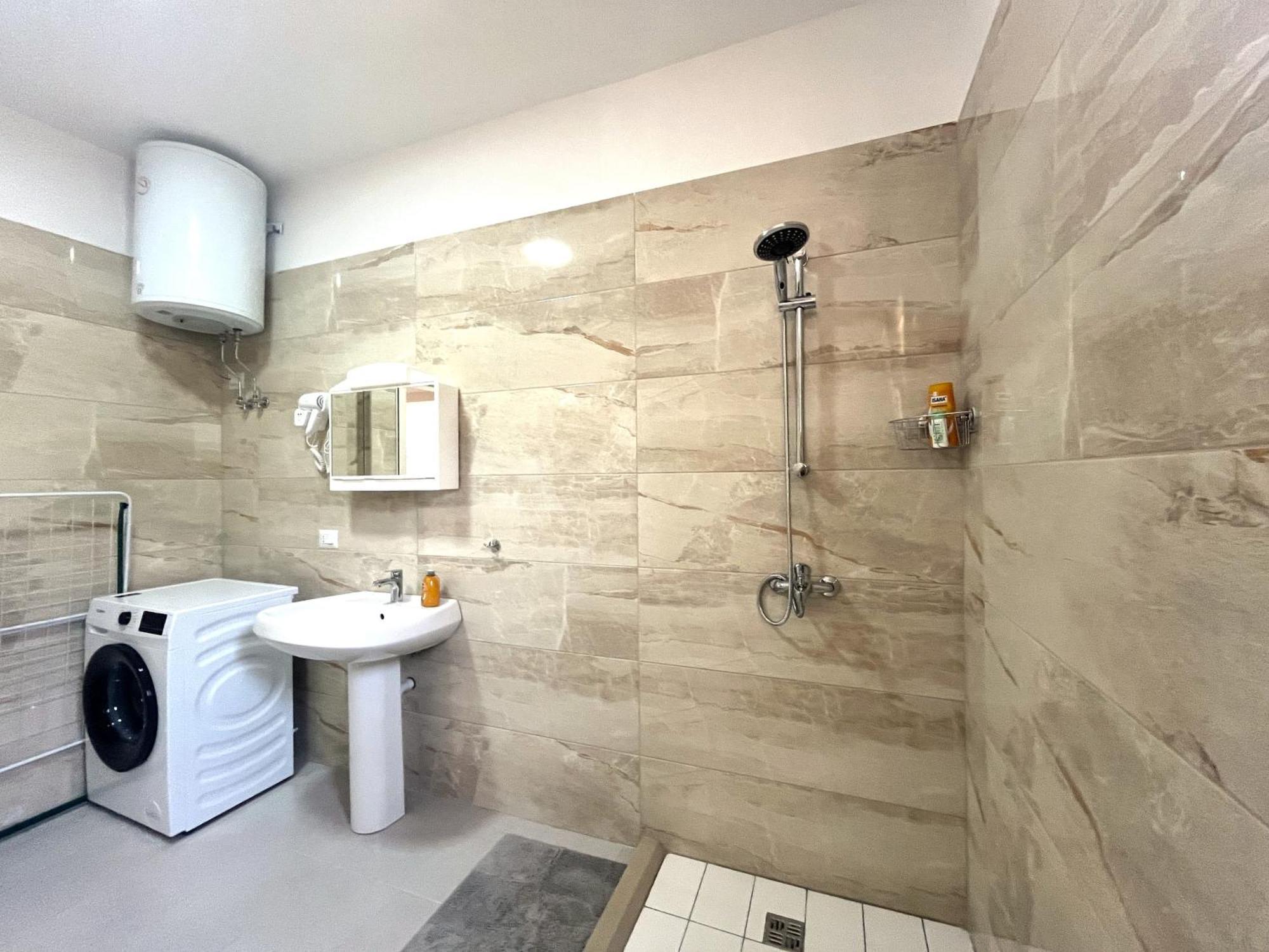 Vila 4 Stinet Vlore Ngoại thất bức ảnh